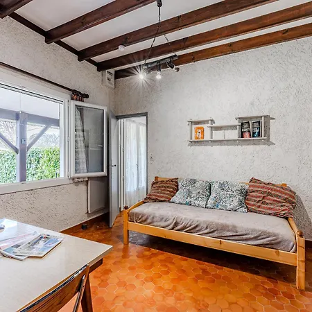Maison A Pour 3 Pers, 200m Du Lac, Terrasse Et Jardin - Fr-1-521-250 Holiday home